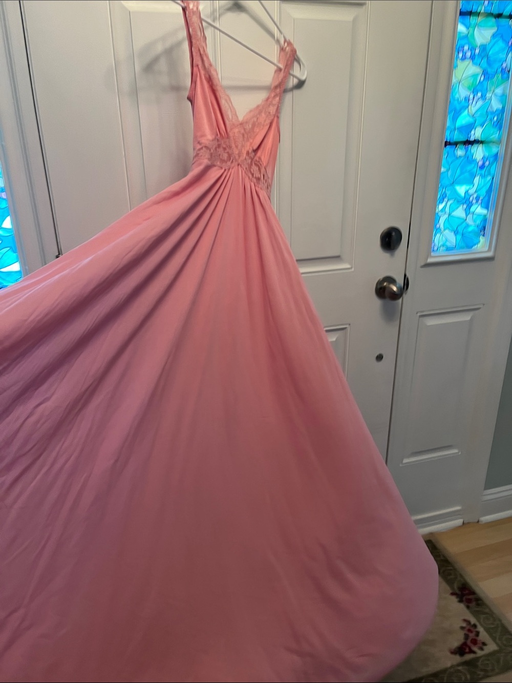 Vintage Olga Bodysilk nightgown